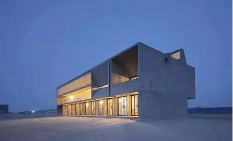 濒临倒闭的购物中心如何起死回生,百货商场如何破局