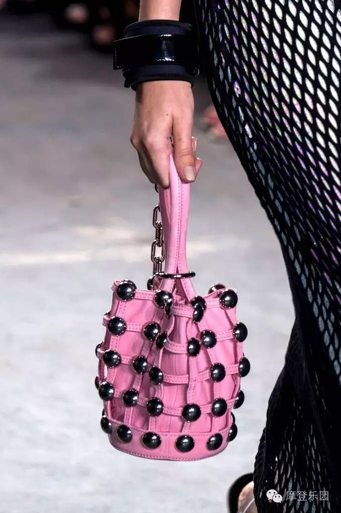 明年的买包配额，就在这30款最新美包中产生啦