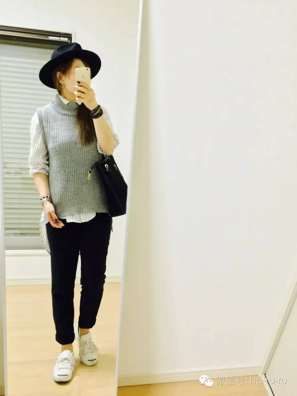 怎么看待mcm山寨包包,mcm包双肩搭什么颜色衣服