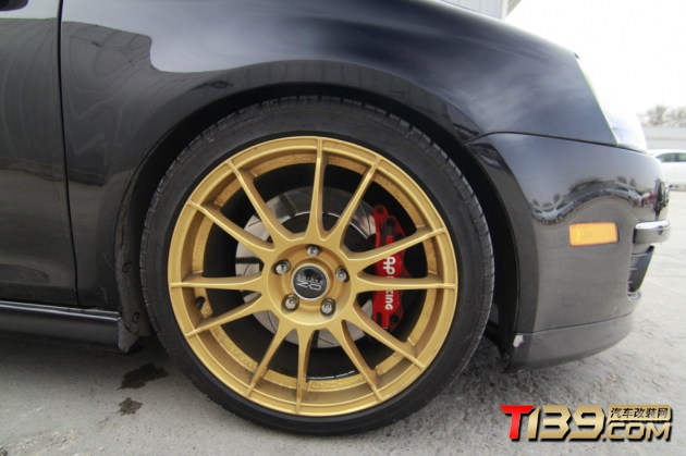 速腾冠军音响改装,大众速腾黑武士改装