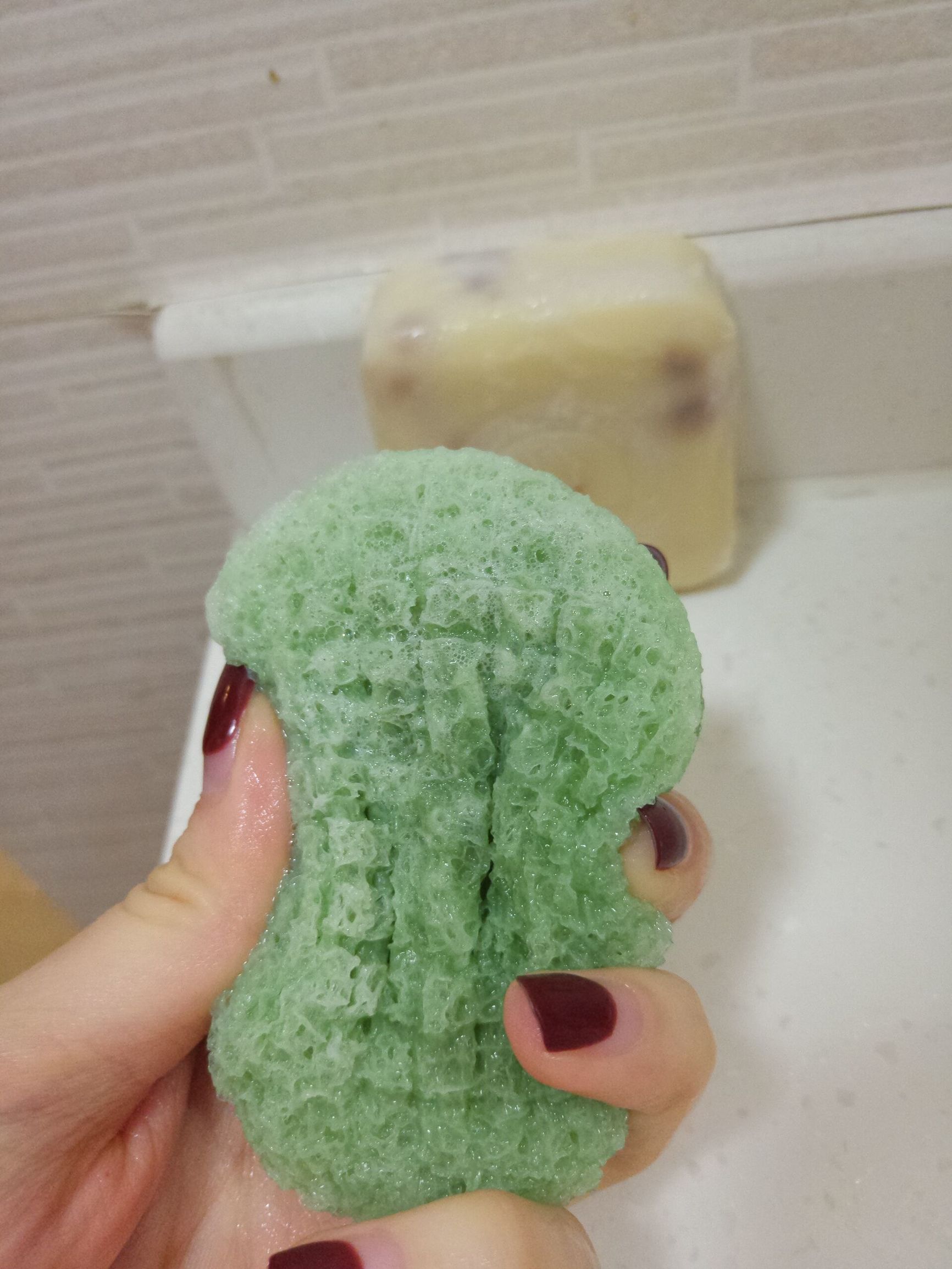 什么香皂可以把脸洗得越来越白,脸洗不干净用什么香皂