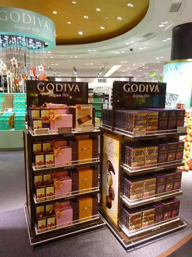 这里买一线大牌比香港便宜3成！风景还很美！