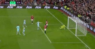 曼联三次离谱传中,曼联神奇换人3分钟破门