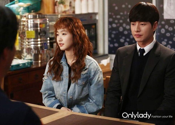 乔妹换上“绵羊卷”发型呆萌可爱邓紫棋允儿莫文蔚都梳起来了！