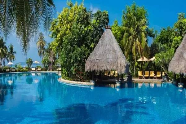 你还在纠结挑酒店？高逼格的人只住ClubMed！