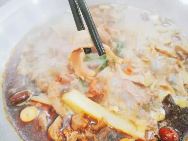 不吹牛牛肉是真牛肉吗,不吹牛的牛肉火锅