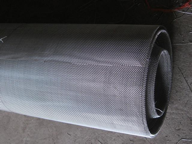 金刚网防盗窗用哪种样式,纱窗金刚网和不锈钢网有何区别