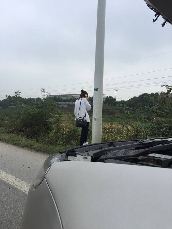 新手钓鱼，用2000的竿子，值不值？