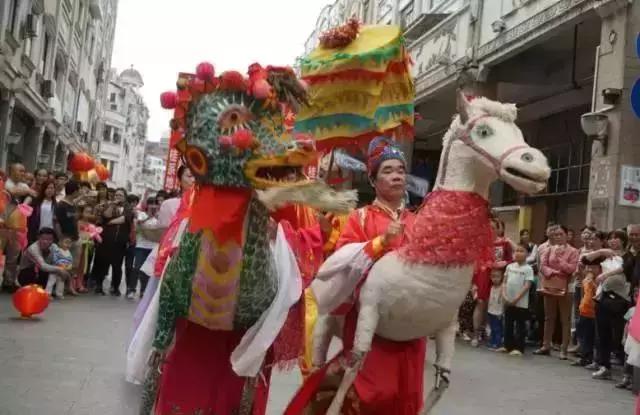 梧州第十八届人工宝石节开幕式,梧州宝石节2023美食节在哪里