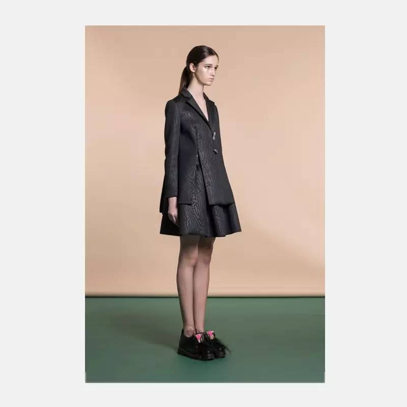 超现实主义影片中的人物,超现实主义电影人物形象塑造