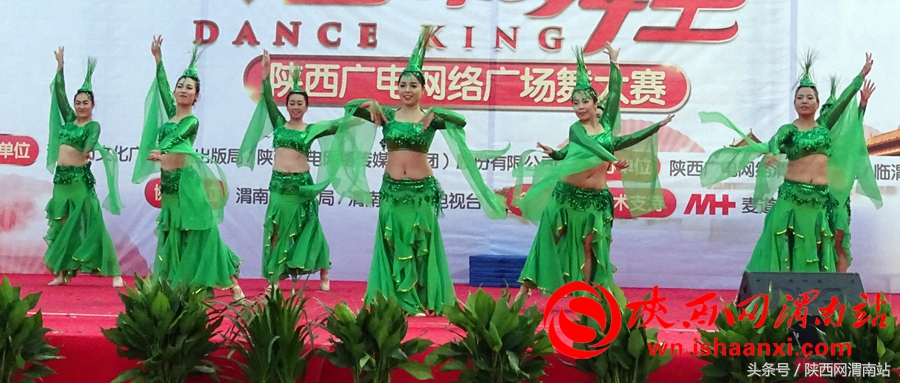 三秦舞王大赛完整版,陕西咸阳广场舞海选大赛