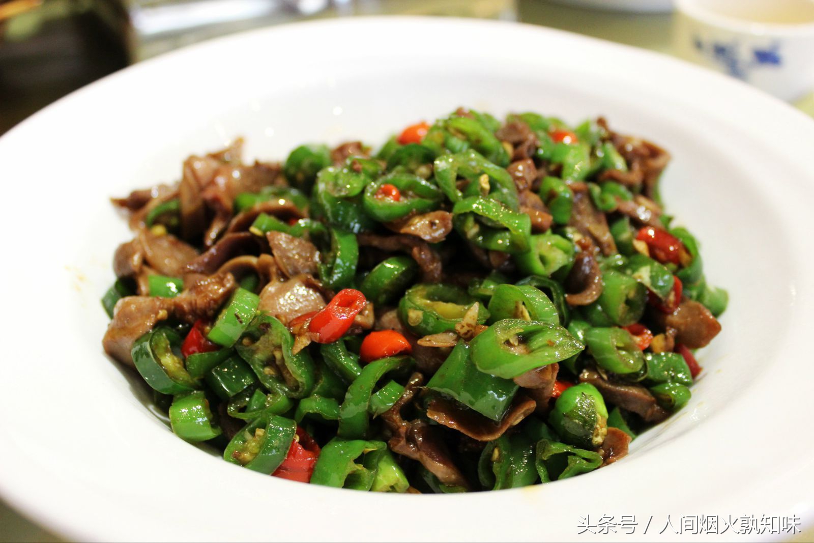 四川魔芋炒辣子鸡,魔芋可以炒鸡杂不