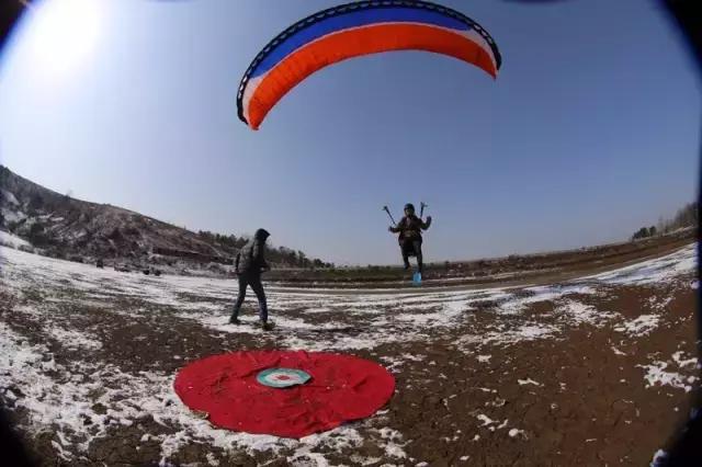 世界顶级鸟人们“这两天都在富阳常安!想当“鸟人”你也可以!