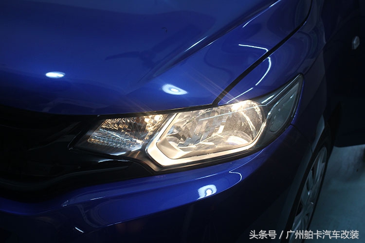 新飞度改装氙气大灯,新飞度改原厂led灯