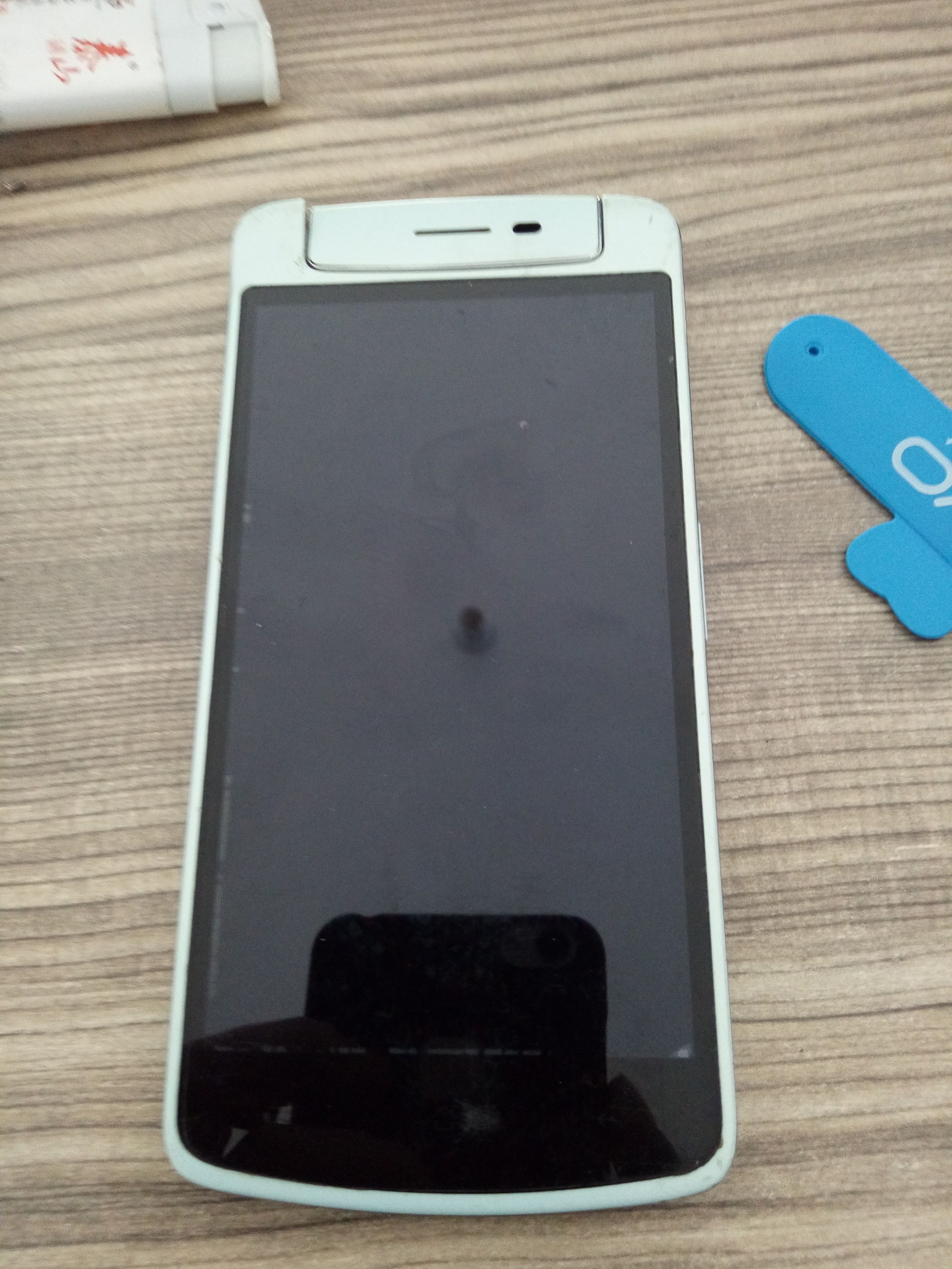 oppo手机打电话对方听不到声音了,oppo对方听不到声音是怎么回事