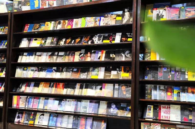 在艺士林唱片行品茶听音乐,看看精明的潮汕人过着怎样的生活