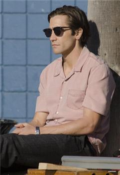 好莱坞童星出道，曾被誉为低估的天才，如今却越老越有味道