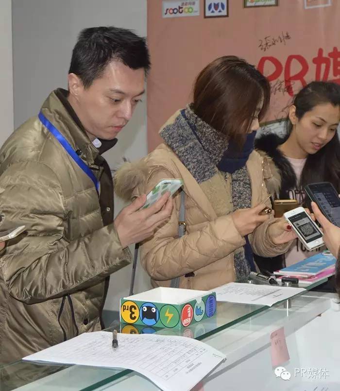 和公关总监“一起睡”的感觉，原来是这样的！