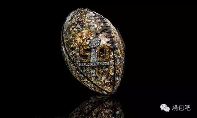 唯物｜情人节倒计时，去看50个潮牌出的超级碗纪念球，独一无二