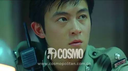 彭于晏下巴怎么这么长,彭于晏下巴有整吗