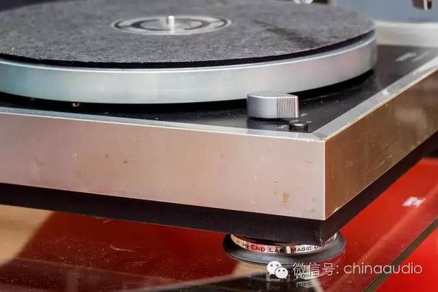 最原始黑胶唱片制作过程,原来黑胶唱片是这么做出来的