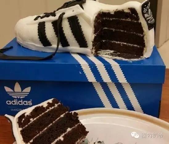 旋转跳跃我做蛋糕，英国拿金奖我做蛋糕！厉害了Word蔡依林！