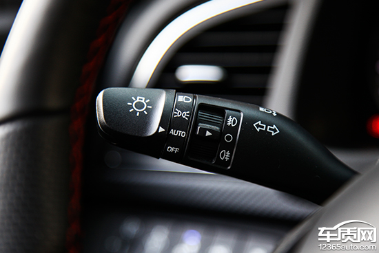 2016年现代领动1.6自动豪华版试驾,2016款现代领动1.6自动精英试驾