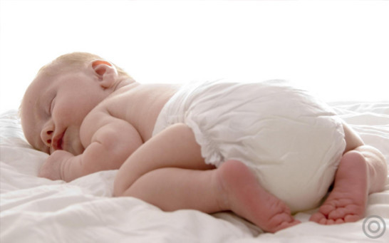 一岁多宝宝要把屎把尿吗,一岁以上的宝宝可以把屎把尿吗