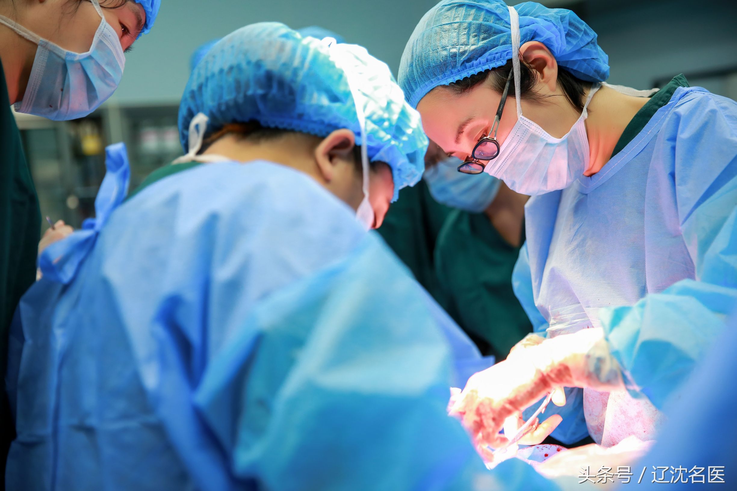 姐妹花走上江湖,姐妹花流落上海