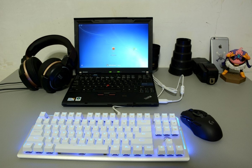 难得有个薄的机械键盘，颜值担当的达尔优EK815开箱