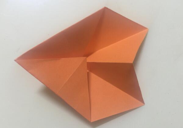 折纸飞镖能飞10000米,怎么折纸飞镖能飞600米