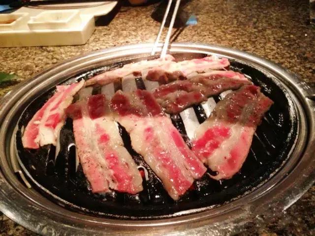 上海虹口糕团店在哪里,四川路有几个虹口糕团店