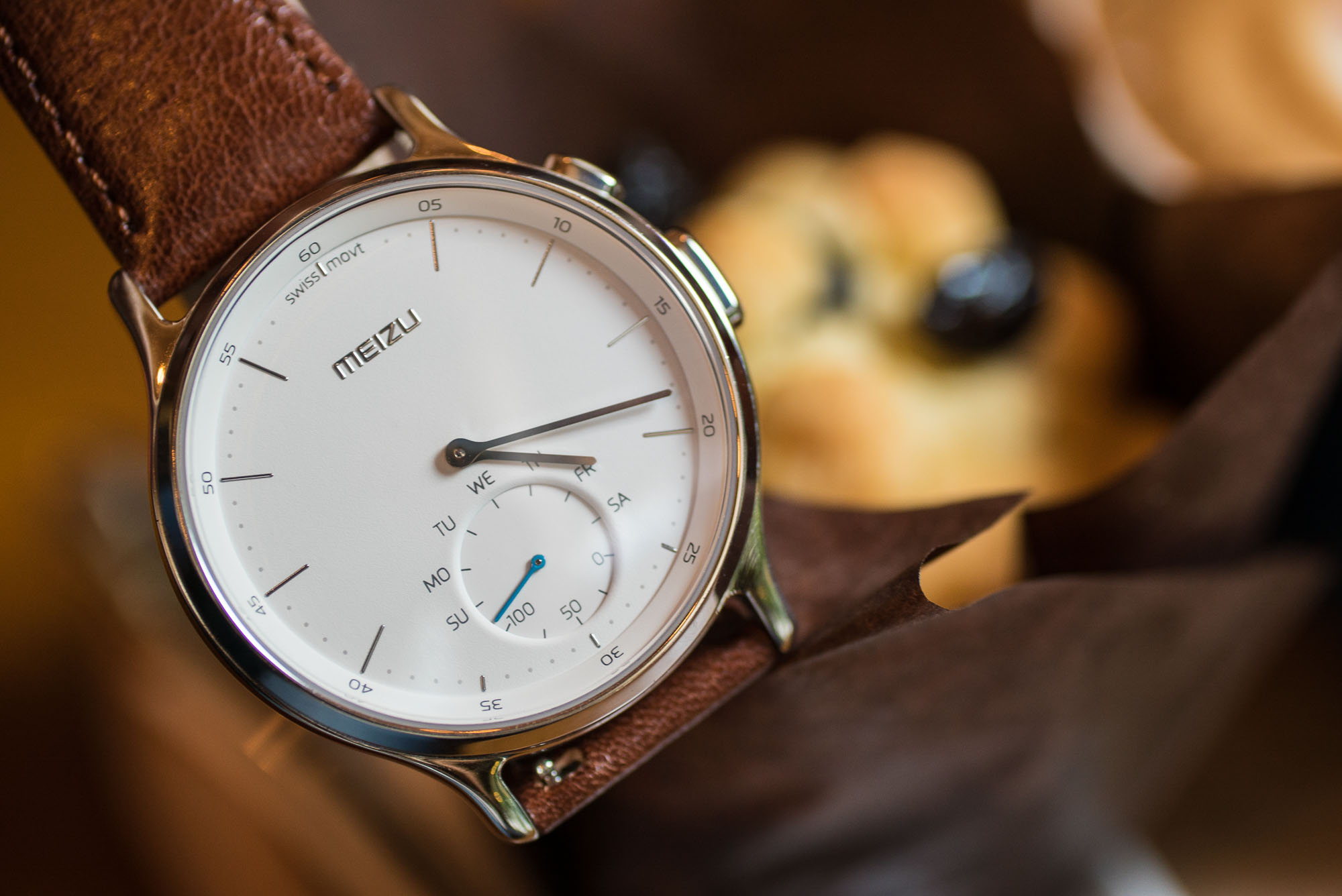 魅族轻智能手表与米家石英表,魅族mix轻智能手表