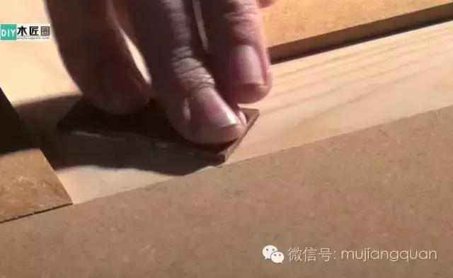 不一样的榫卯,一个能拼接,也能加固木板的蝴蝶榫