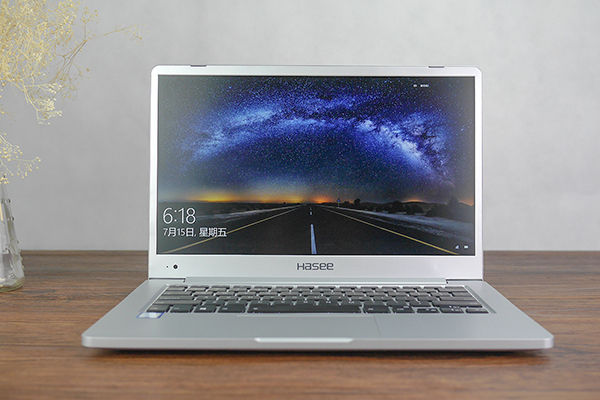 macbook一代多少钱,神舟优雅x4笔记本2000元推荐