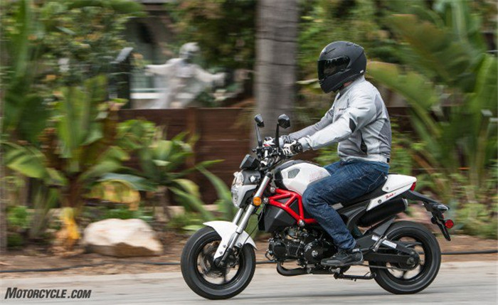 银钢小怪兽是进口机器吗,国产银钢小怪兽