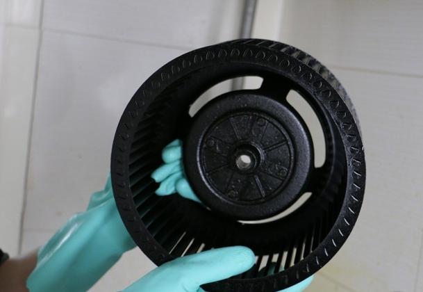 简单快速有效的清洗油烟机的方法,十年保洁教你清洁厨房