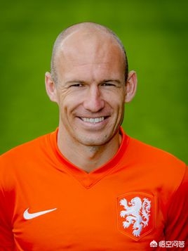 16-17欧洲足坛十大边锋,足坛十大重炮手第一名