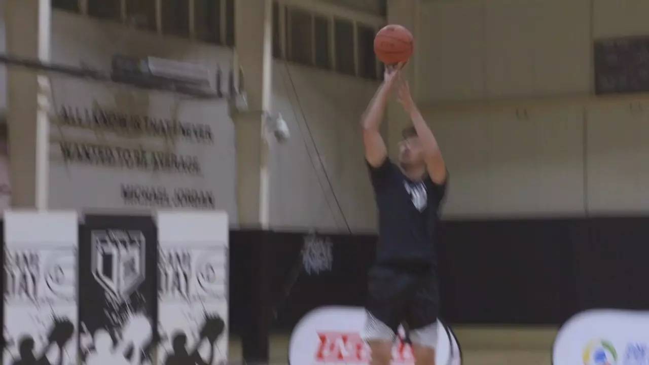 门道：除了欧洲步还能跟哈登学什么？（内附碰瓷秘笈噢）