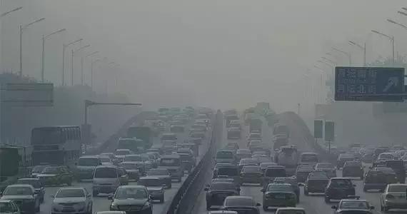 社会各界头条新闻,社会新闻热点事件最新人民日报