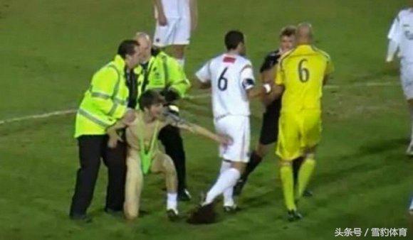 足坛10大无情红牌,世界足坛100大红牌