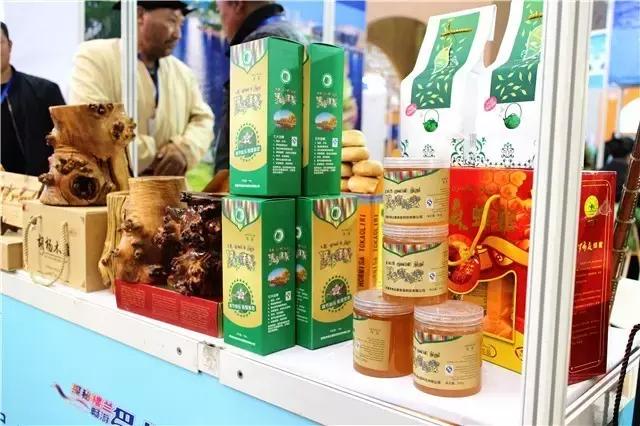 明天别睡懒觉和乌鲁木齐晚报君一起逛且逛且冬博会去