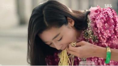 全智贤穿垃圾箱大衣,全智贤蓝色大海捡垃圾