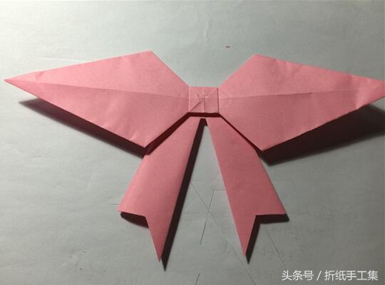 六方盒礼品盒蝴蝶结系法慢动作,礼品盒上的蝴蝶结飘带的各种剪法