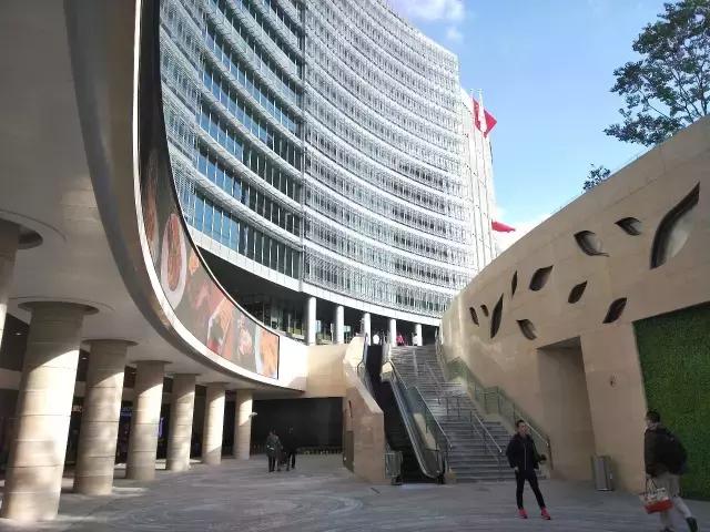 八佰伴商圈有什么商场,上海浦东新区陆家嘴八佰伴