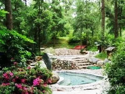 昆明好玩的温泉一人100元,昆明最好的温泉推荐吃住玩一体