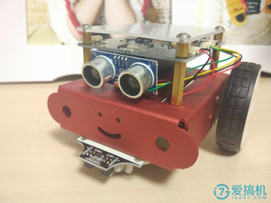 动脑机器人,机器人动手又动脑