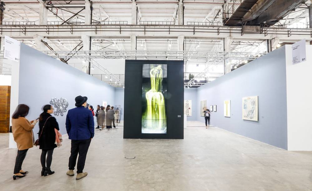 真名媛就是留下爱马仕的钱任性滴买艺术品|时空任意门