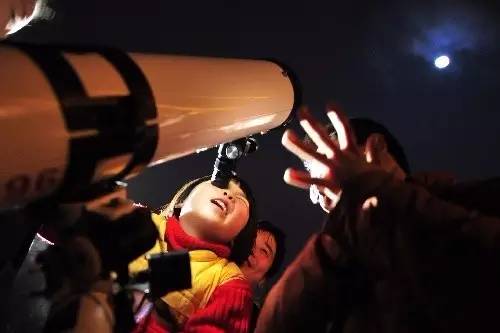 怎样给孩子挑选天文望远镜,儿童入门观星望远镜怎么选