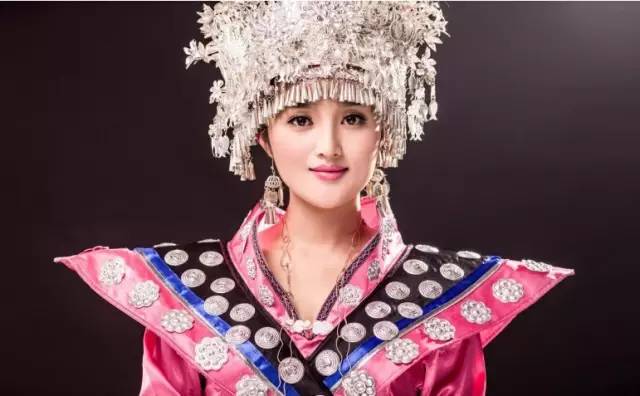 贵州有哪些著名的女明星,贵州最美丽的十大女明星